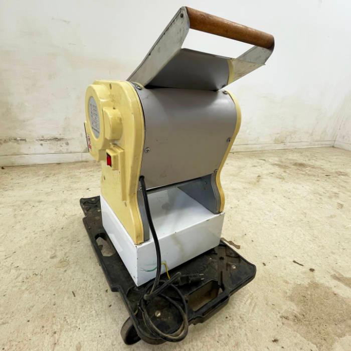 【送料無料】製麺機 STDZM-300A 三省堂実業 2019年 麺作り 厨房 中古 【見学 千葉】【動産王】 |  | 02