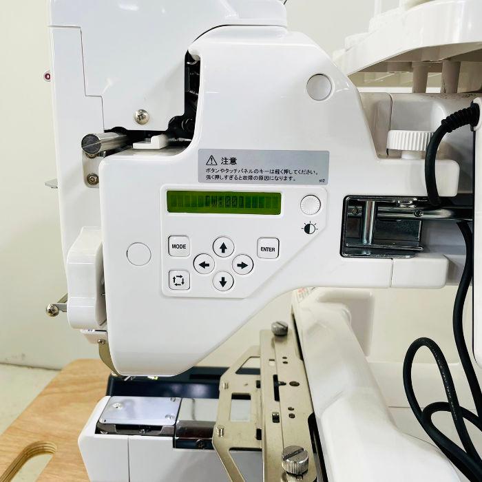 引取限定】ネーム刺しゅう機 NS40 770型 ジャノメ 2018年 1頭4針 中古  