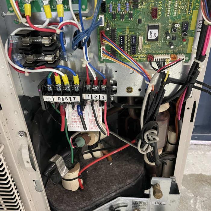 メディウムジャパン　病室用リモコン17個セット　出力切り替え可　院内放送ボタン付 Amazon｜リーベックス(Revex) ワイヤレス チャイム 送信機