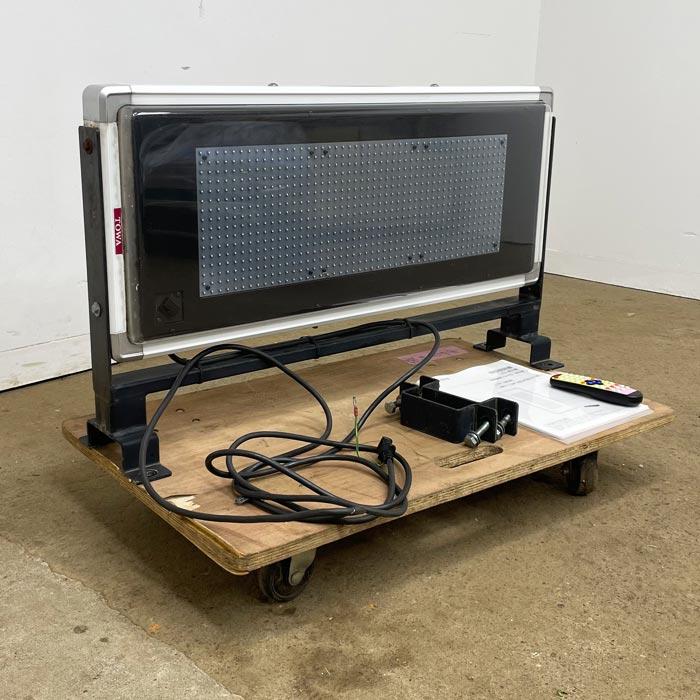 千*遇様 TBグループ　LED両面電光掲示看板 リモコン付き　美品 中古｜電光看板 TBグループ 2019年 両面表示 LED デジタルサイネージ
