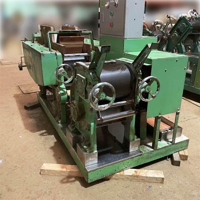 製麺機 ギア駆動式 鋳物製麺機1型 蕎麦・うどん 製麺機 ラーメン