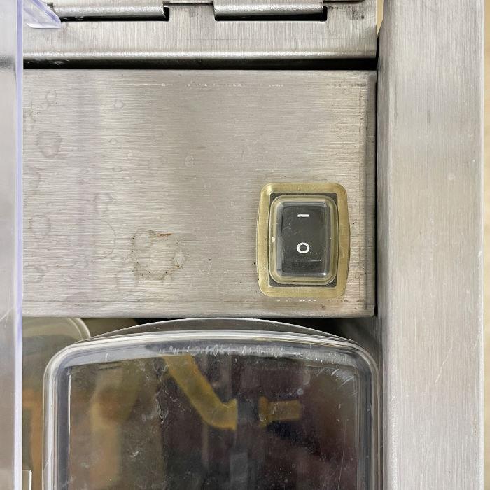 週末限定値下げしてみますボナマットFMIコーヒーマシンFGT2-2P(100) 引取限定】 ボナマット コーヒーマシン FGT2+2P(100) エフ・エム・アイ