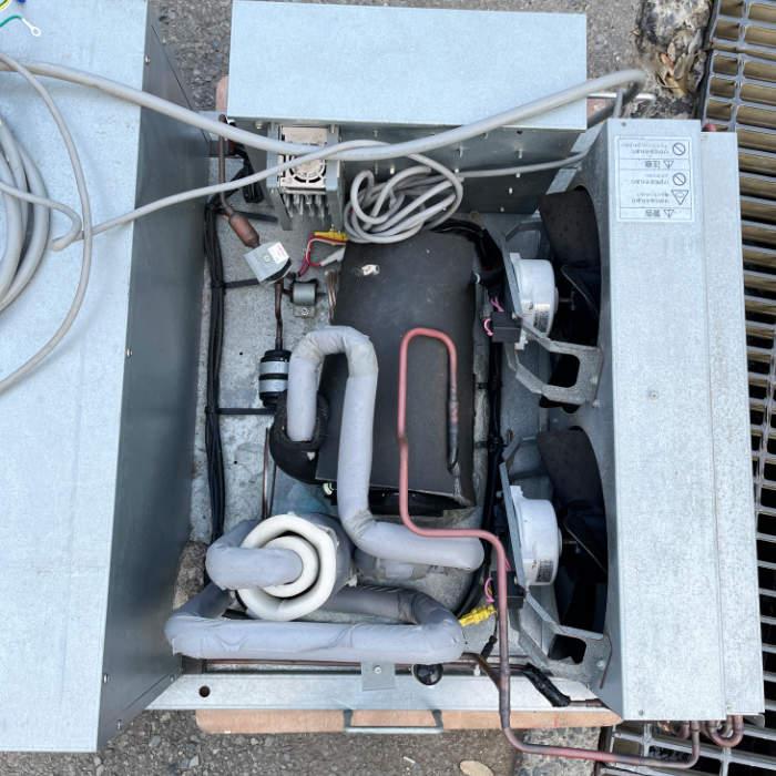 中古｜プレハブ冷凍庫 0.5坪 CS-N0550DP-D 大和冷機 2023年 業務用