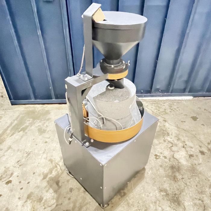 国光社 中古｜電動石臼製粉機 業務用 臼太郎 NS-300 30cm安山岩