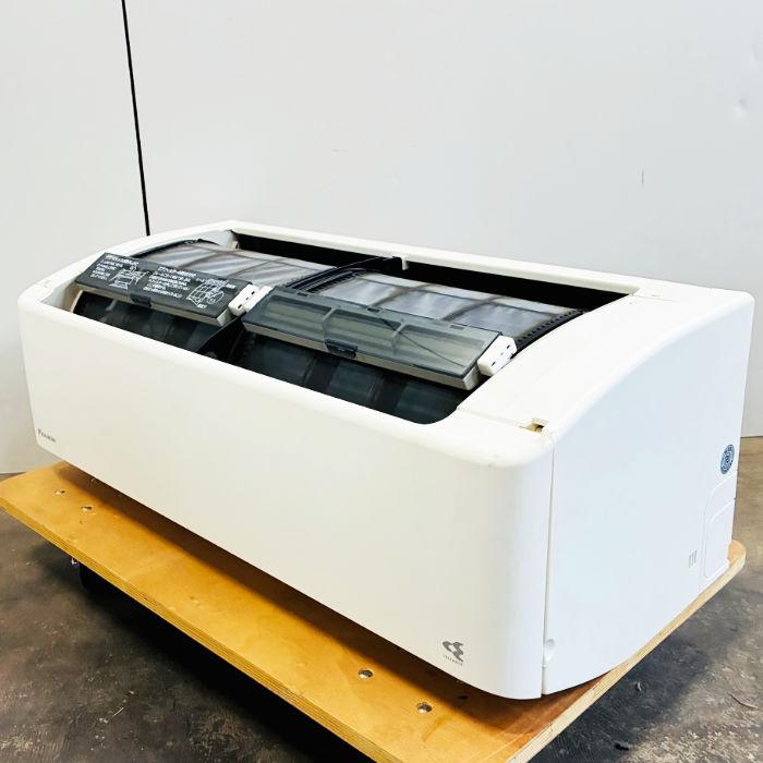ダイキン（DAIKIN） 【引取限定】ルームエアコン S56WTDXP-W 2019年 