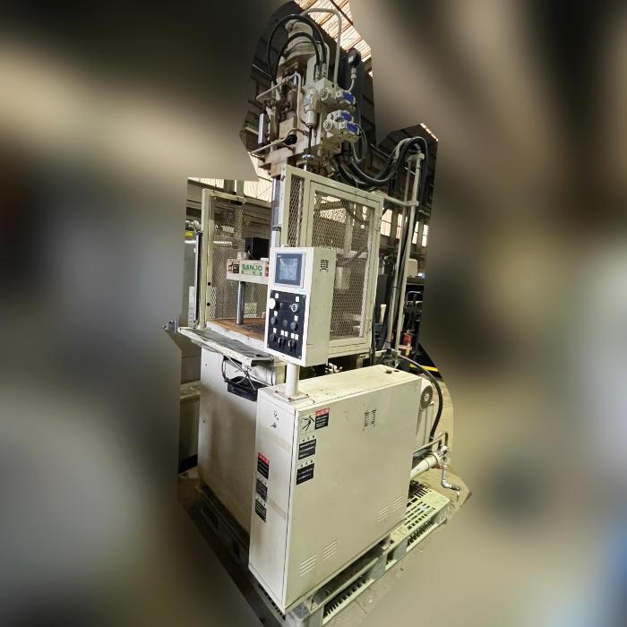 中古｜射出成形機 VS-30-35P SANJO SEIKI 1999年 プラスチック成形