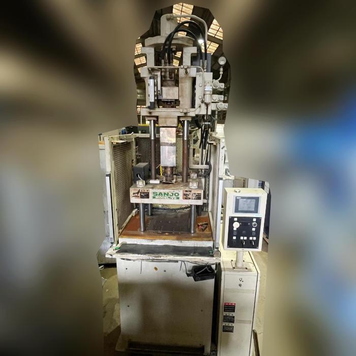 中古｜射出成形機 VS-30-35P SANJO SEIKI 1999年 プラスチック成形