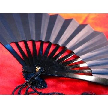 一尺 鉄扇 黒 武士の誉れ！(T1-B) 「新選組初代局長'芹澤鴨' も愛用