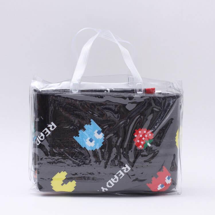 レジャーシート パックマン ソフトレジャーシート バッグ付 パックマン Svs4 シート 敷物 パックマン バンダイナムコ レトロ 広め ピクニック 遠足 レジャー Z 生活雑貨 通販 ランデルストア 通販 Yahoo ショッピング