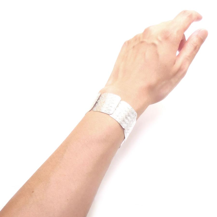 entiere（アンティエーレ） ブレスレット プレート スクエア 18+5cm 