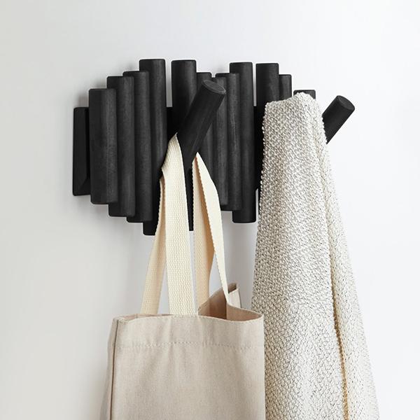 ピケット フック 壁掛けフック 5連 ブラック Umbra アンブラ インテリア おしゃれ ギフト プレゼント 収納 ウォールフック 壁 省スペース デッドスペース Entre Square Paypayモール店 通販 Paypayモール