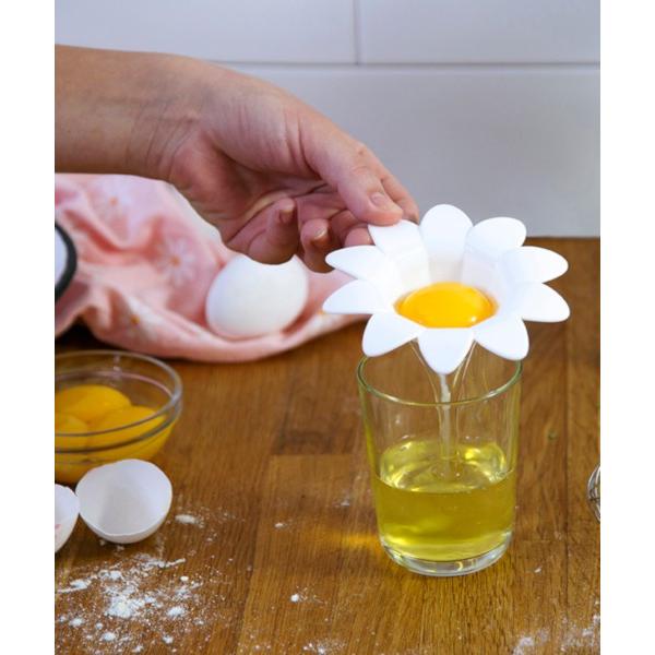 キッチン ツール 玉子 卵 たまご 白身 黄身 分離 分ける かわいい ギフトプレゼント PELEGDESIGN ペレグデザイン デイジー エッグセパレーター (KK)｜entresquare