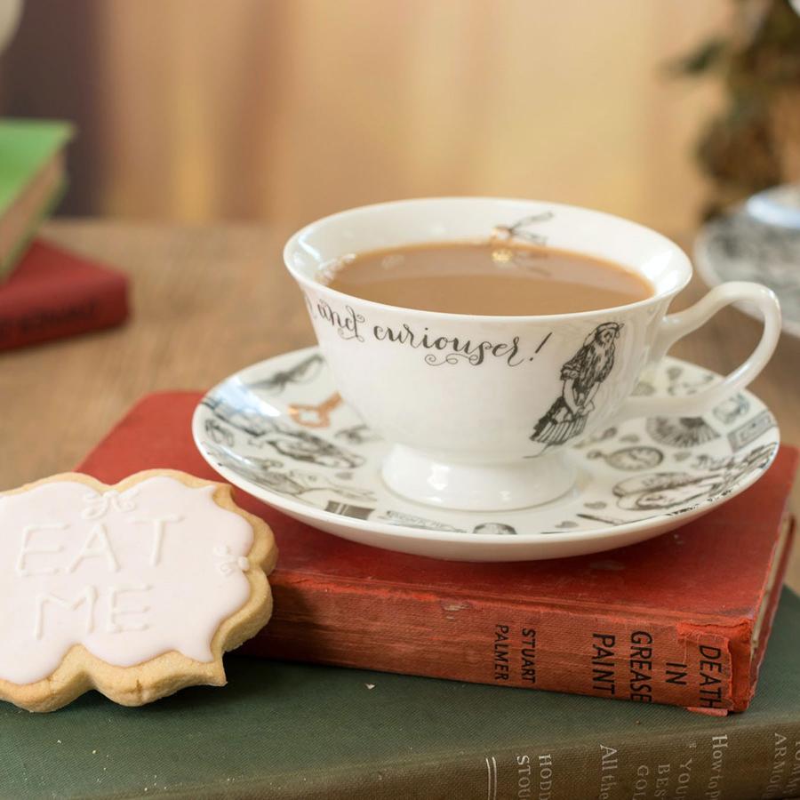 V&A ブイアンドエー Alice カップ&ソーサー 210ml アリスイン