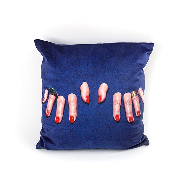 TOILETPAPER クッション 50ｘ50 FINGERS / 個性的 デザイン アート おしゃれ リビング インテリア / SELETTI セレッティ