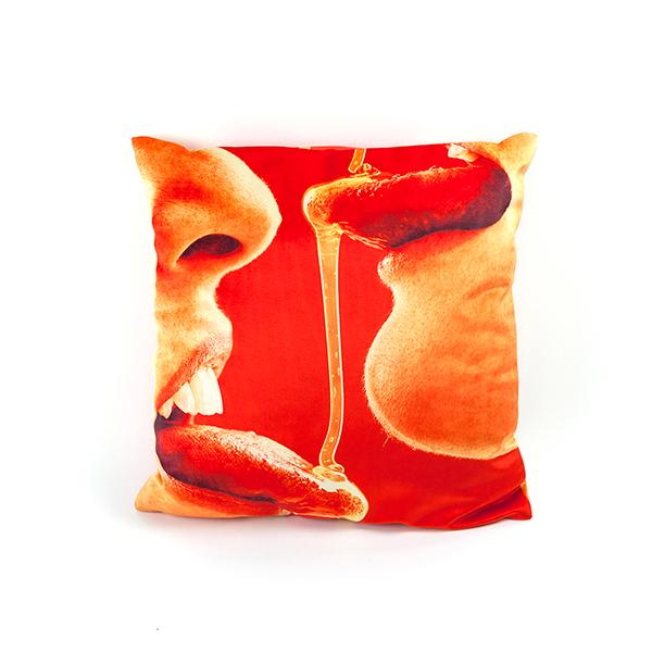 TOILETPAPER クッション 50ｘ50 HONEY / 個性的 デザイン アート おしゃれ リビング インテリア / SELETTI セレッティ