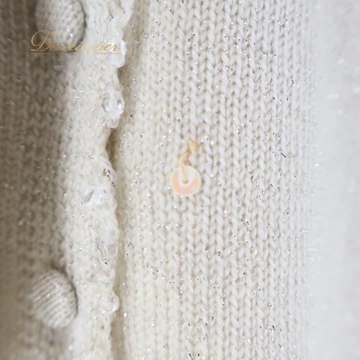 【未使用に近い】✨トクコプルミエヴォル✨綺麗な刺繍の薄手チュニックカーディガン❣️ 未使用に近い】✨トクコプルミエヴォル✨綺麗な刺繍の薄手チュニック