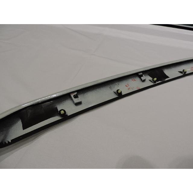 トヨタ純正 60系 ハリアー G's用 ボンネットフードフロントモール 前期