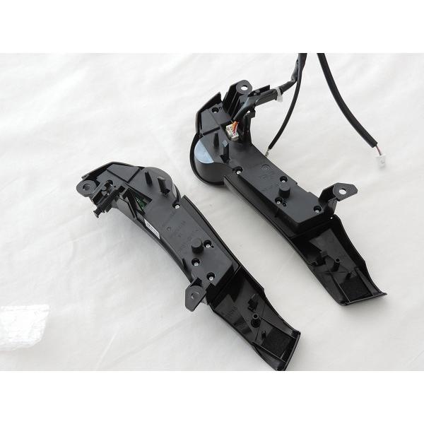 トヨタ純正 40系 プリウスα G's用 ステアリングスイッチ 左右セット