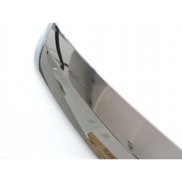 【新車取り外し品】純正 TOYOTA ハリアー 60 後期ボンネットフード トヨタ純正60系ハリアー 後期ボンネットフードモール