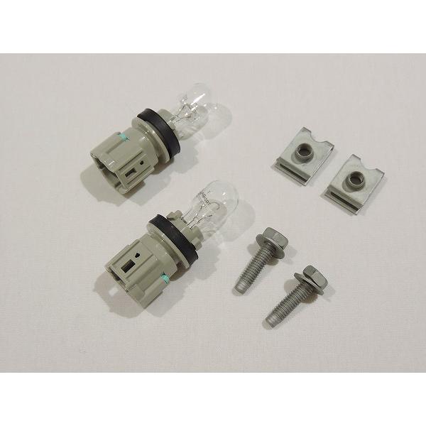 新品 ニッサン純正 後期型 R34 スカイライン GT-R 純正 右 バック 