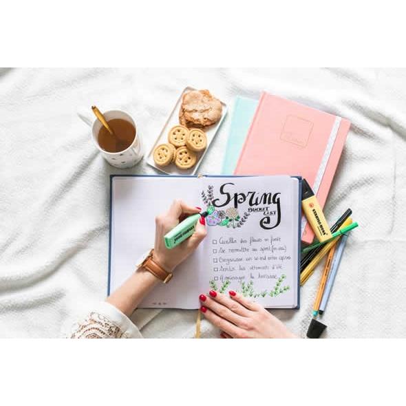 Quovadis クオバディス ライフジャーナル ドット A5サイズ Quo Vadis 手帳 フランス 記録 ノート バレットジャーナル ライフジャーナル Quo0002 おしゃれ文房具のイー オフィス 通販 Yahoo ショッピング