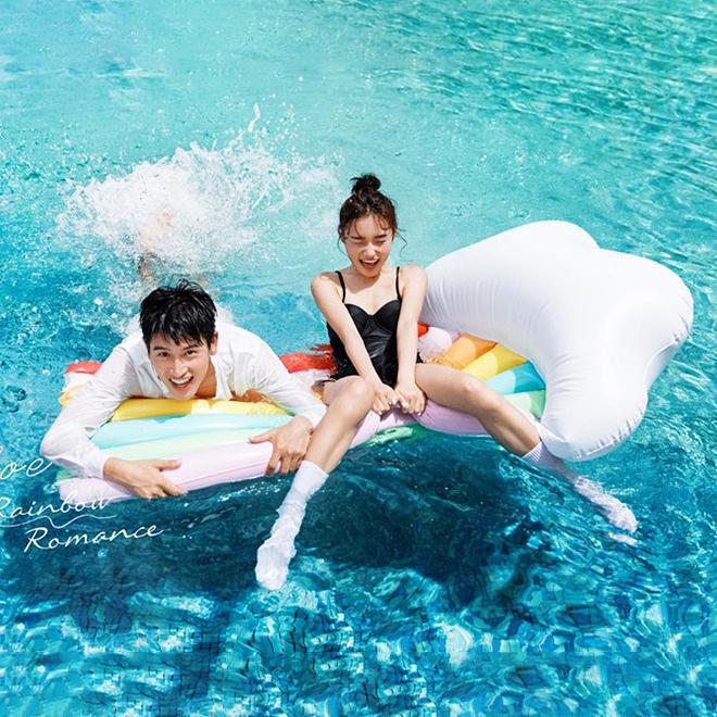 浮き輪 うきわ レーンボー 虹 雲 可愛い 水遊び カップル 110 180cm 大きい 大型 取っ手付 プールフロート 浮き具 電動ポンプ 空気入れ Jfx Yyq E One Store 通販 Yahoo ショッピング