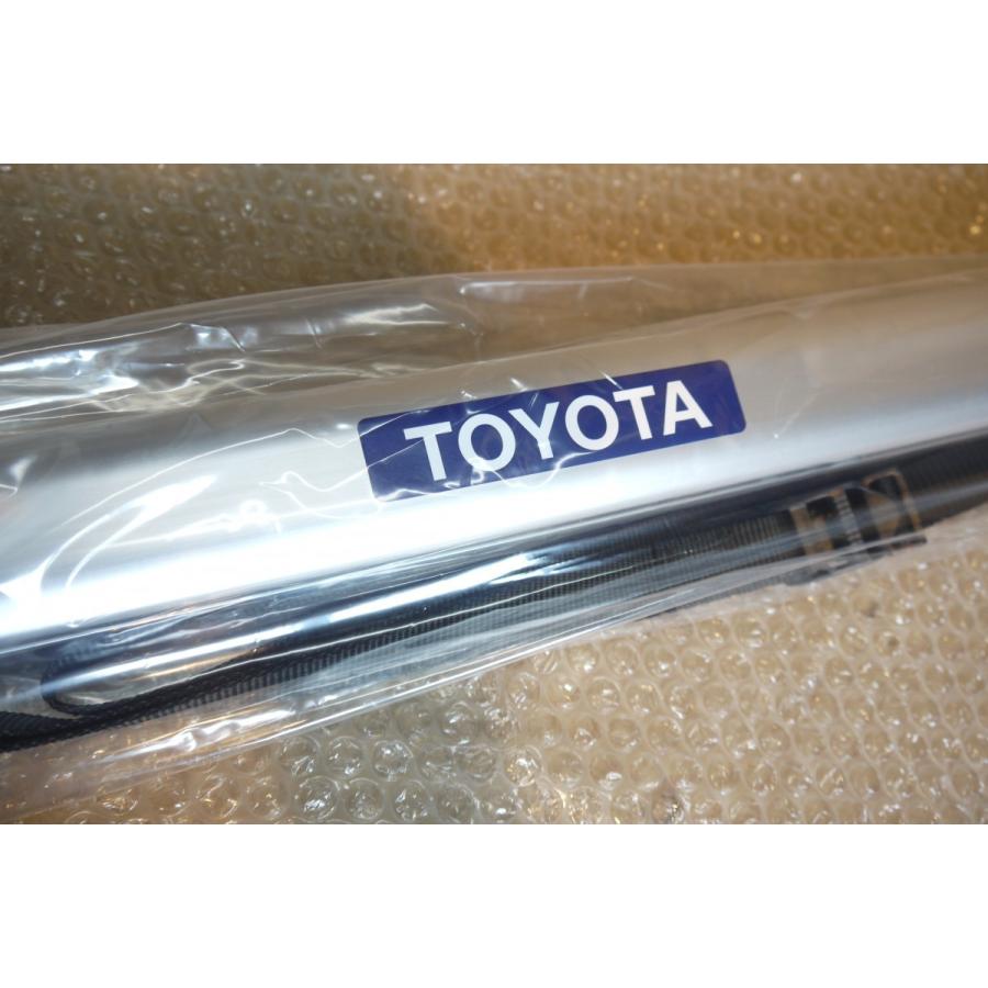 30前期　アルファード　ラゲージホールドバー トヨタ（TOYOTA） アルファード 30系 前期：純正 ラゲージホールドバー