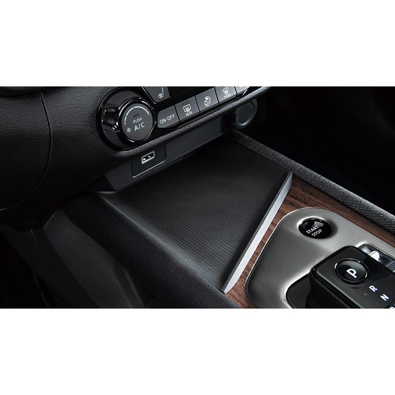 オーラ/AURA：純正 センターコンソールマット（上段用） | 