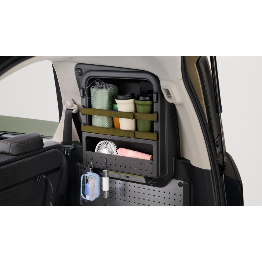 フリード GT系：純正 トランクサイドボックス(有孔ボード付)