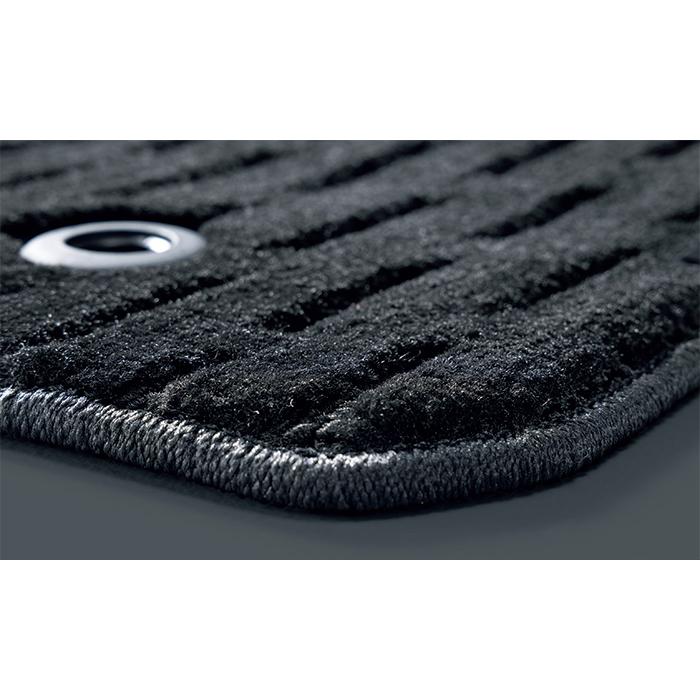 ホンダ（HONDA） ZR-V RZ3,4,5,6系 純正: フロアカーペットマット