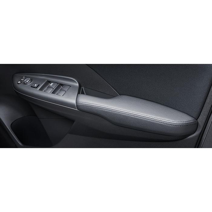 ホンダ（HONDA） フィット GP/GK 後期：純正 ドアアームレストパッド