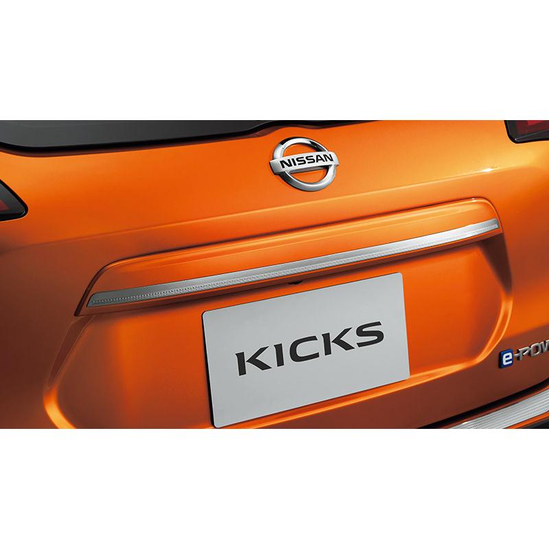 日産（NISSAN） キックス/KICKS P15：純正 バックドアアクセント