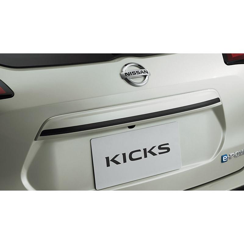 日産（NISSAN） キックス/KICKS P15：純正 バックドアアクセント