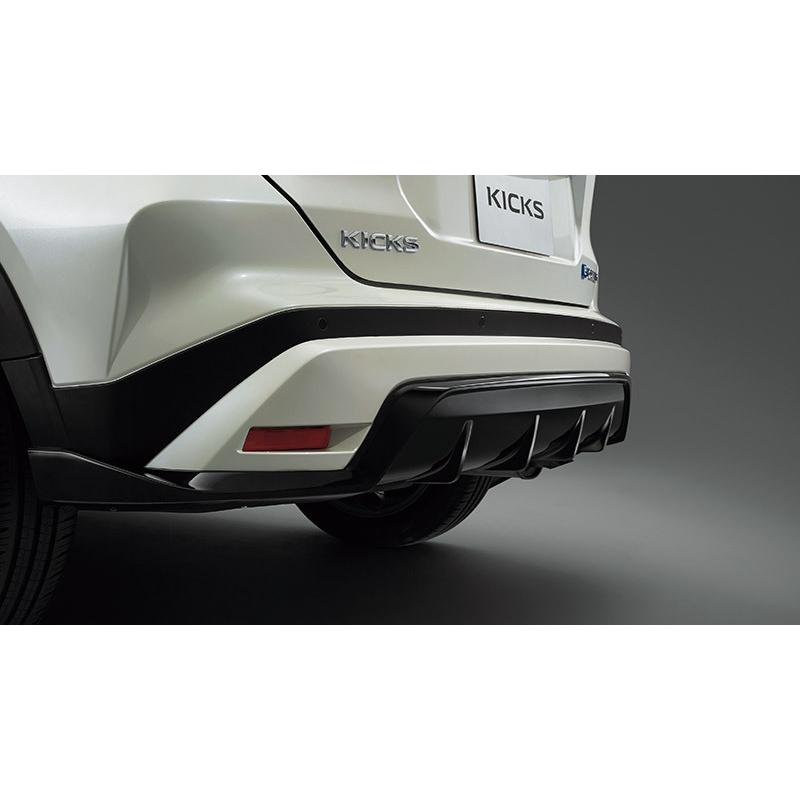 パジェロミニ・日産キックス／純正リアアンダーバー パジェロミニ・日産キックス／純正リアアンダーバー - メルカリ