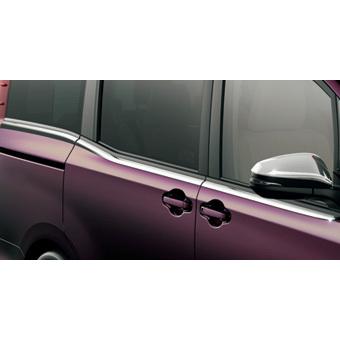 NOAH ノア 80系 前期：純正 メッキサイドウィンドモール 左右(廃盤