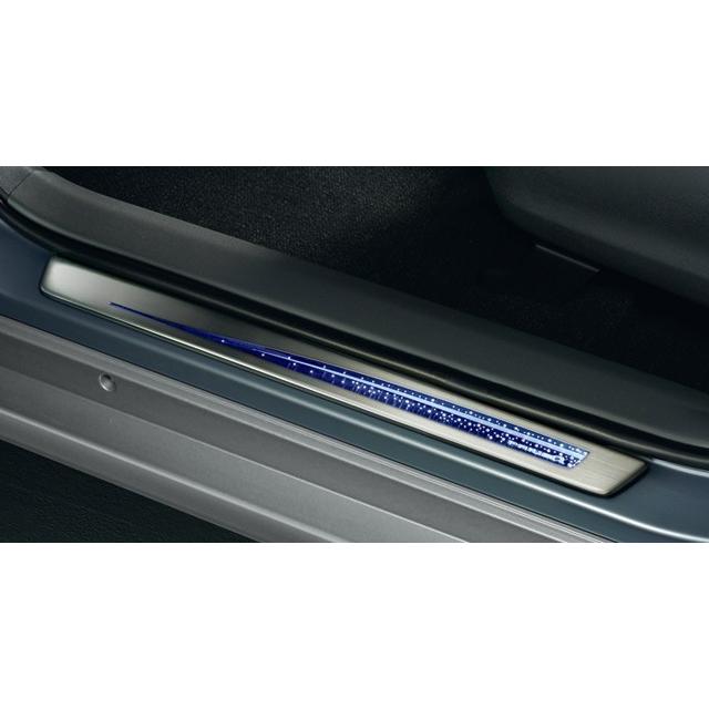 新品 プリウスα 40系前期スカッフイルミネーション トヨタ純正オプション トヨタ（TOYOTA） プリウスα/アルファ 40系 前期：純正 スカッフ