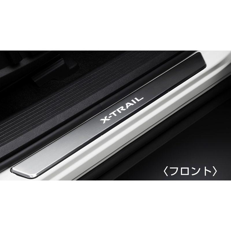 エクストレイル X-TRAIL T33 ：純正 イルミキッキングプレート（電池式 LED 白色発光） | エクストレイル | 01