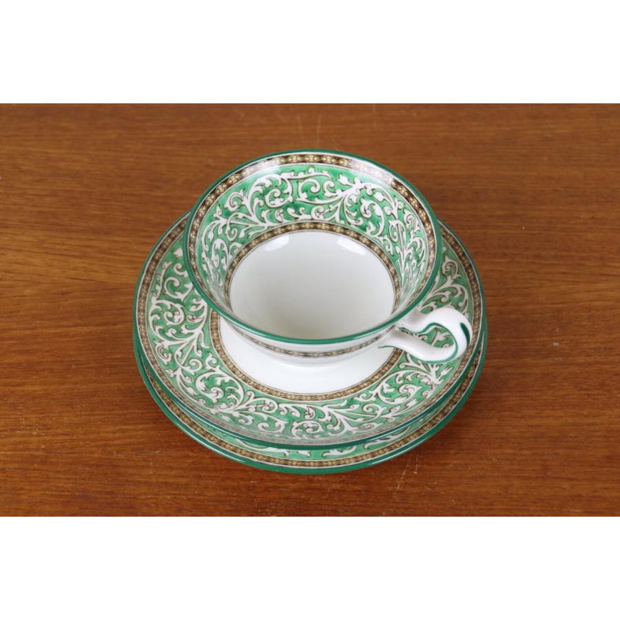 ウェッジウッド カップ ソーサー 大皿 正規店入荷】【名入れ代込】WEDGWOOD ウェッジウッド ルネッサンス