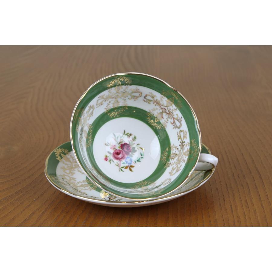ロイヤルグラフトン　デュオ　ティーカップ　グリーン　緑　金彩　イギリス ロイヤルグラフトン デュオ ティーカップ グリーン 緑 花柄