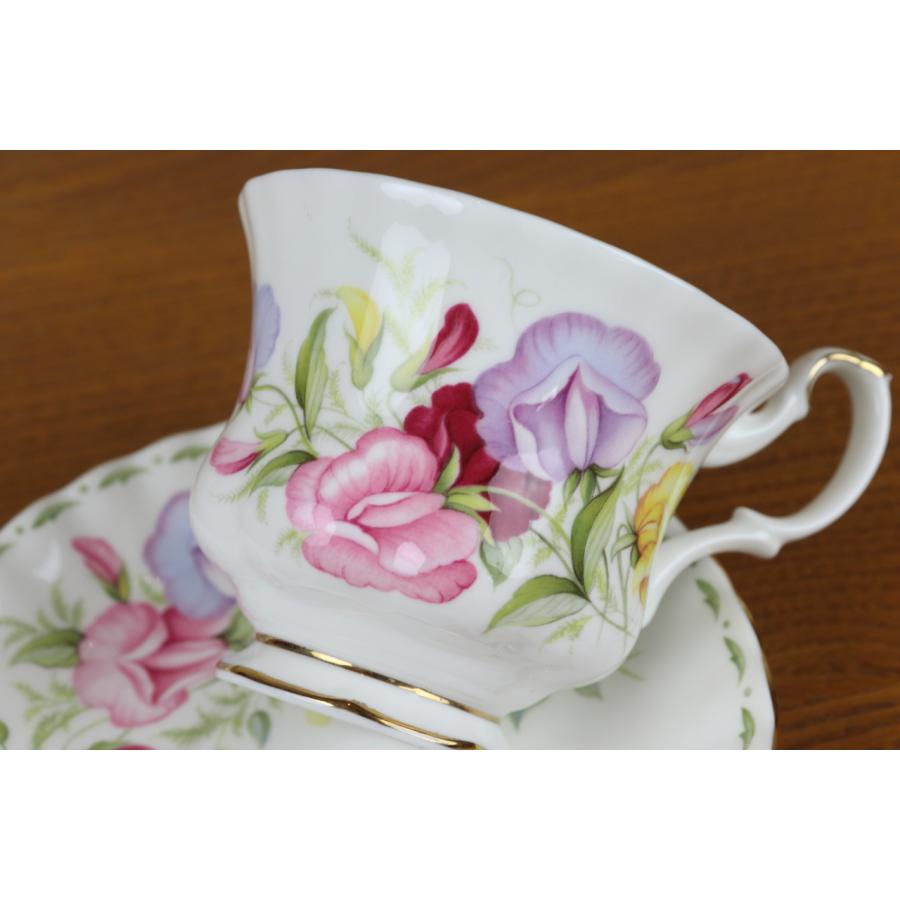Royal Albert ロイヤルアルバート フラワーオブザマンス 4月