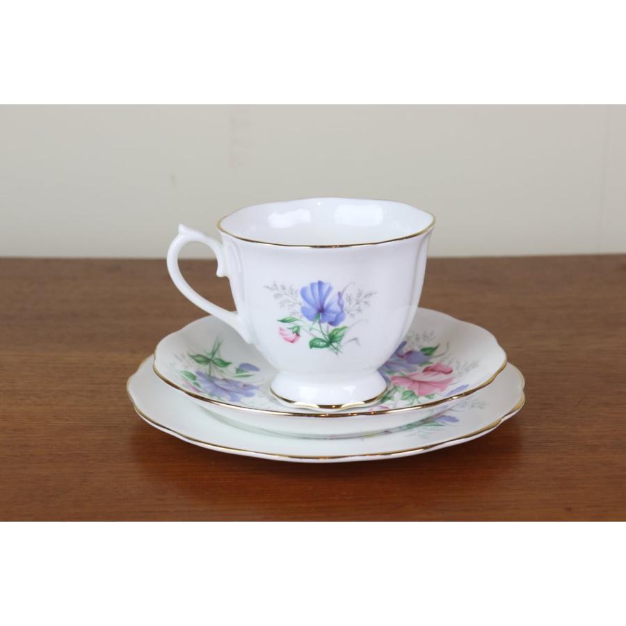 Royal Albert ロイヤルアルバート スイートピー トリオ カップ 