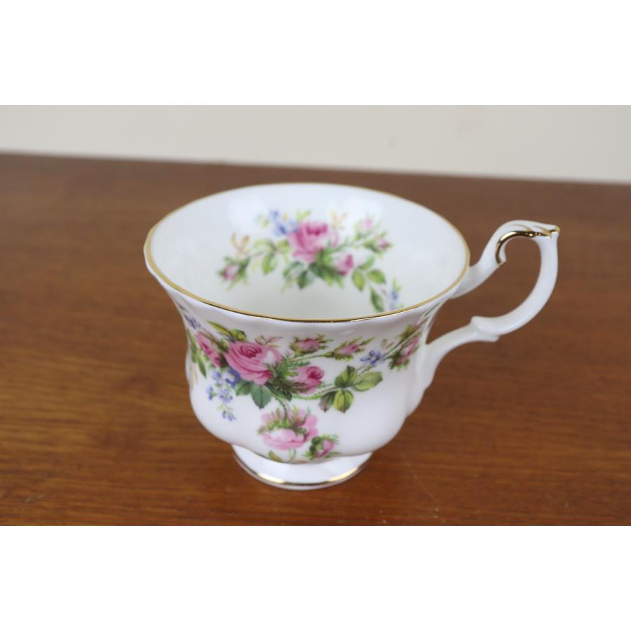 Royal Albert ロイヤルアルバート モスローズ デュオ カップ＆ソーサー 