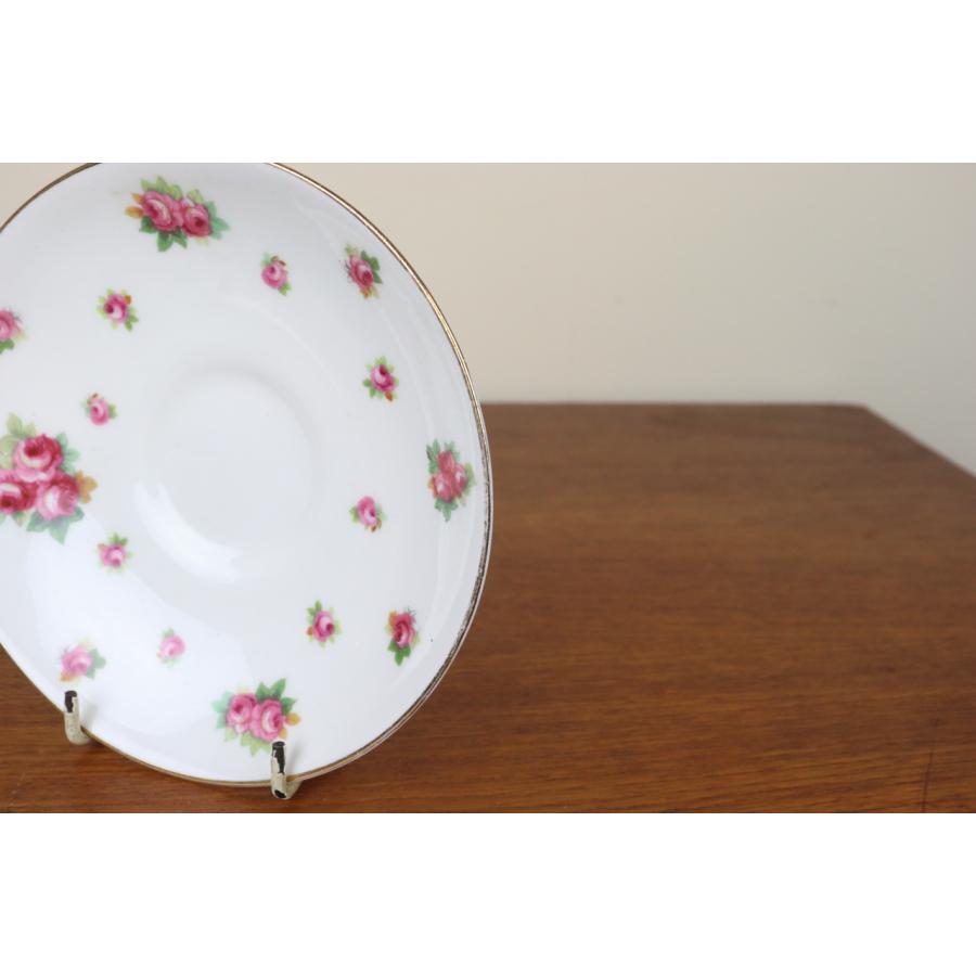 ROYAL DOULTON（ロイヤルドルトン） デュオ カップ＆ソーサー 薔薇