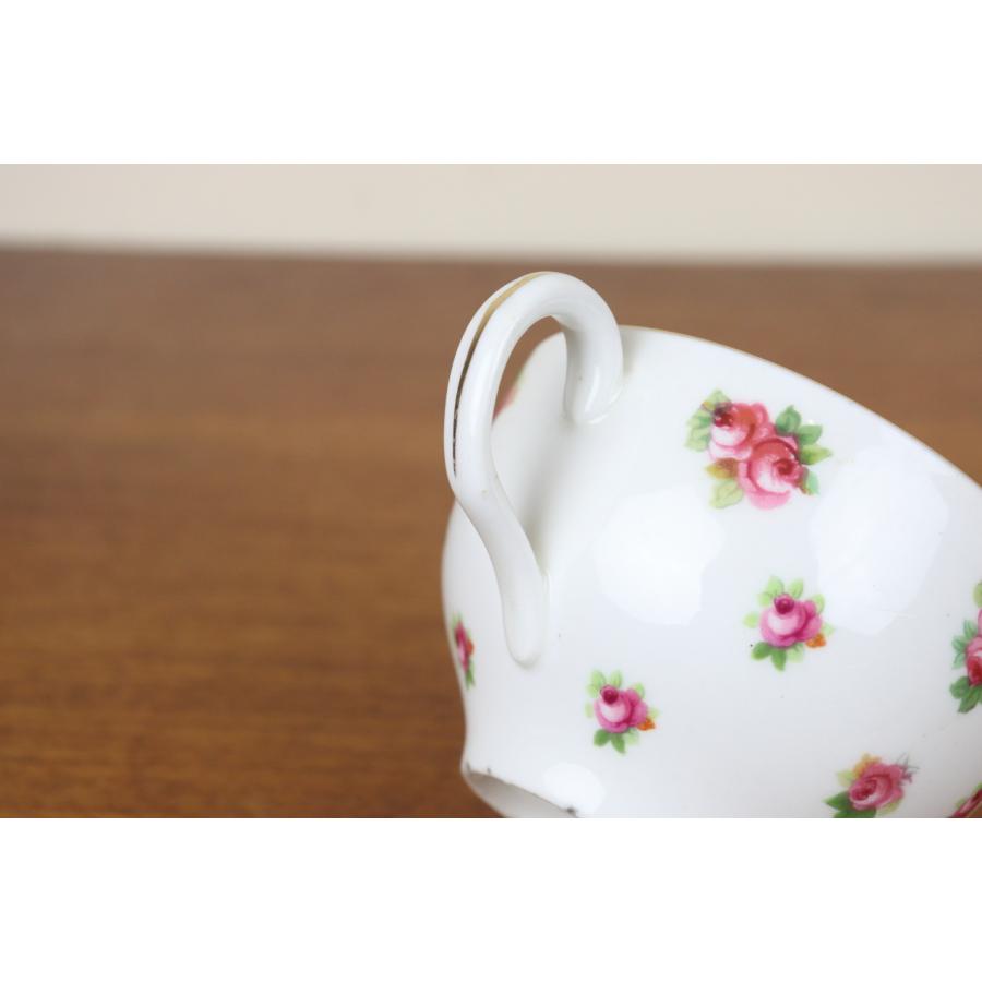 ROYAL DOULTON（ロイヤルドルトン） デュオ カップ＆ソーサー 薔薇