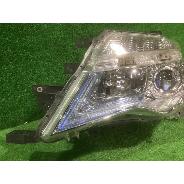 セレナ DAA-HFC26 左ヘッドランプASSY ハイウェイスター  25/12~  100-23683 26075-3TY5Dの画像