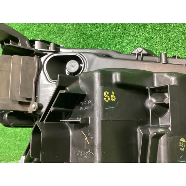 レクサス UX ZAA-KMA10 左ヘッドランプASSY UX300E バージョンC  ※R3/2~  76-49 81185-76331の画像