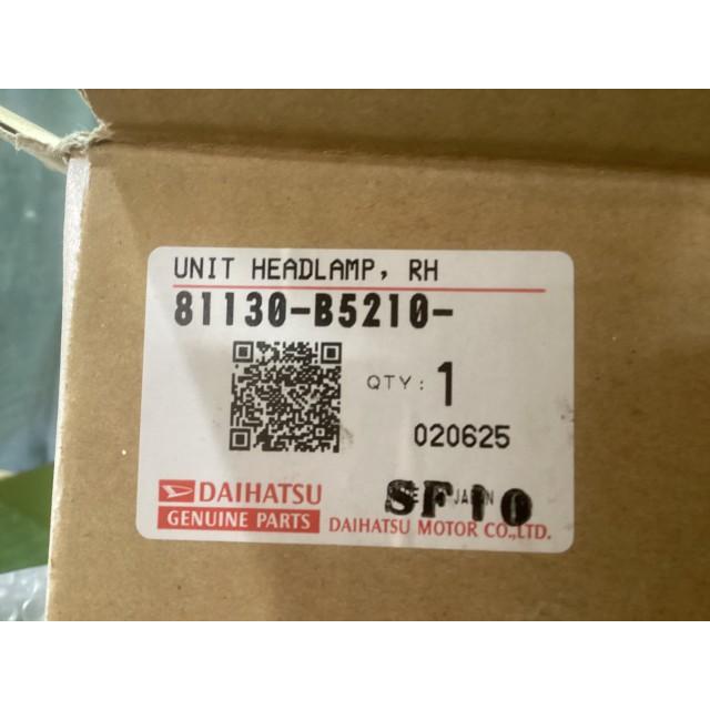 ハイゼット 3BD-S500P 右ヘッドランプASSY 標準車 R3/12~ W6848 81130-B5210_9