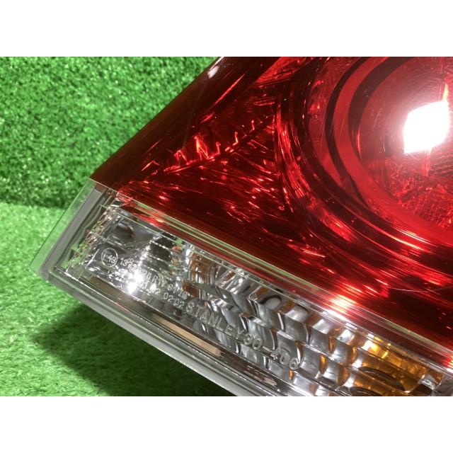 クラウン DBA-GRS210 右テールランプ アスリート  ~27/9  30-406 81551-30D20_1