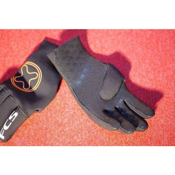 FCS：エフシーエス 冬用・サーフグローブ 2mm　L |  | 01