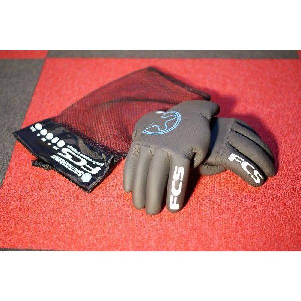 FCS：エフシーエス 冬用・サーフグローブ 5mm　M |  | 01